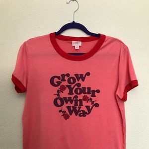 LuLaRoe Women’s Liv Tee